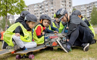 „Longboard’ų“ (ilgalenčių/riedlenčių) pamokos vaikams ir jaunimui Vilniuje